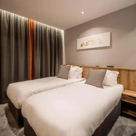 Luxury Chalet Mit Pool Und Sauna In Garmisch-partenkirchen Book At Wolfannemarie1 Web De Lägenhet