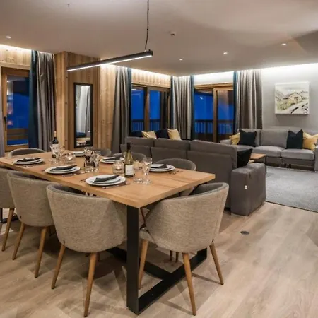 Luxury Chalet Mit Pool Und Sauna In Garmisch-partenkirchen Book At Wolfannemarie1 Web De Lägenhet